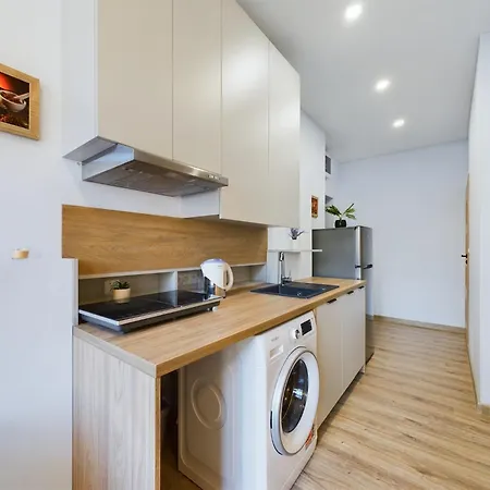 Apartamento Stylish And Wooden 1st Floor In Cracow By Renters