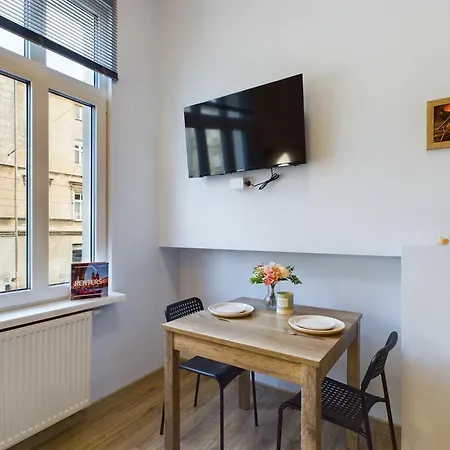 Apartment Stylish And Wooden 1st Floor In Cracow By Renters *