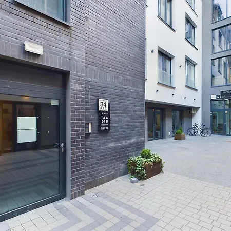 Stylish And Wooden 1st Floor In Cracow By Renters *